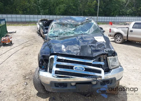 2003 Ford F-250 Lariat/Xl/Xlt из США, поврежденный, VIN 1FTNX21P63EC20484